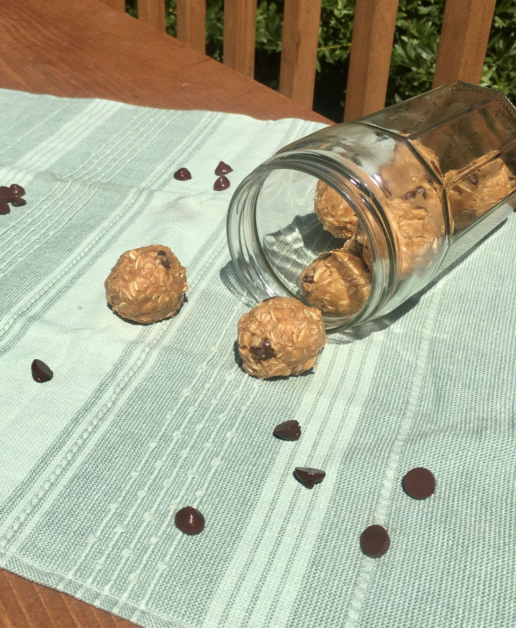 Vegan peanut butter and chocolate chip protein balls