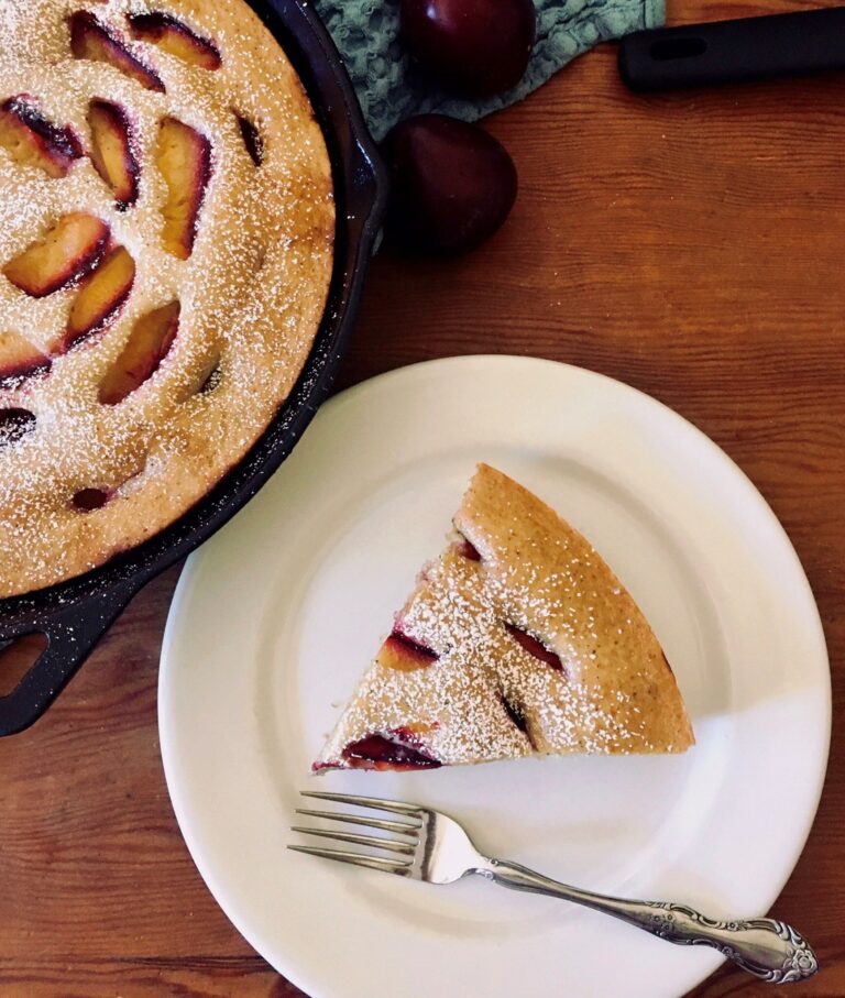 seasonal recipe using summer plums for this black pepper plum cake.